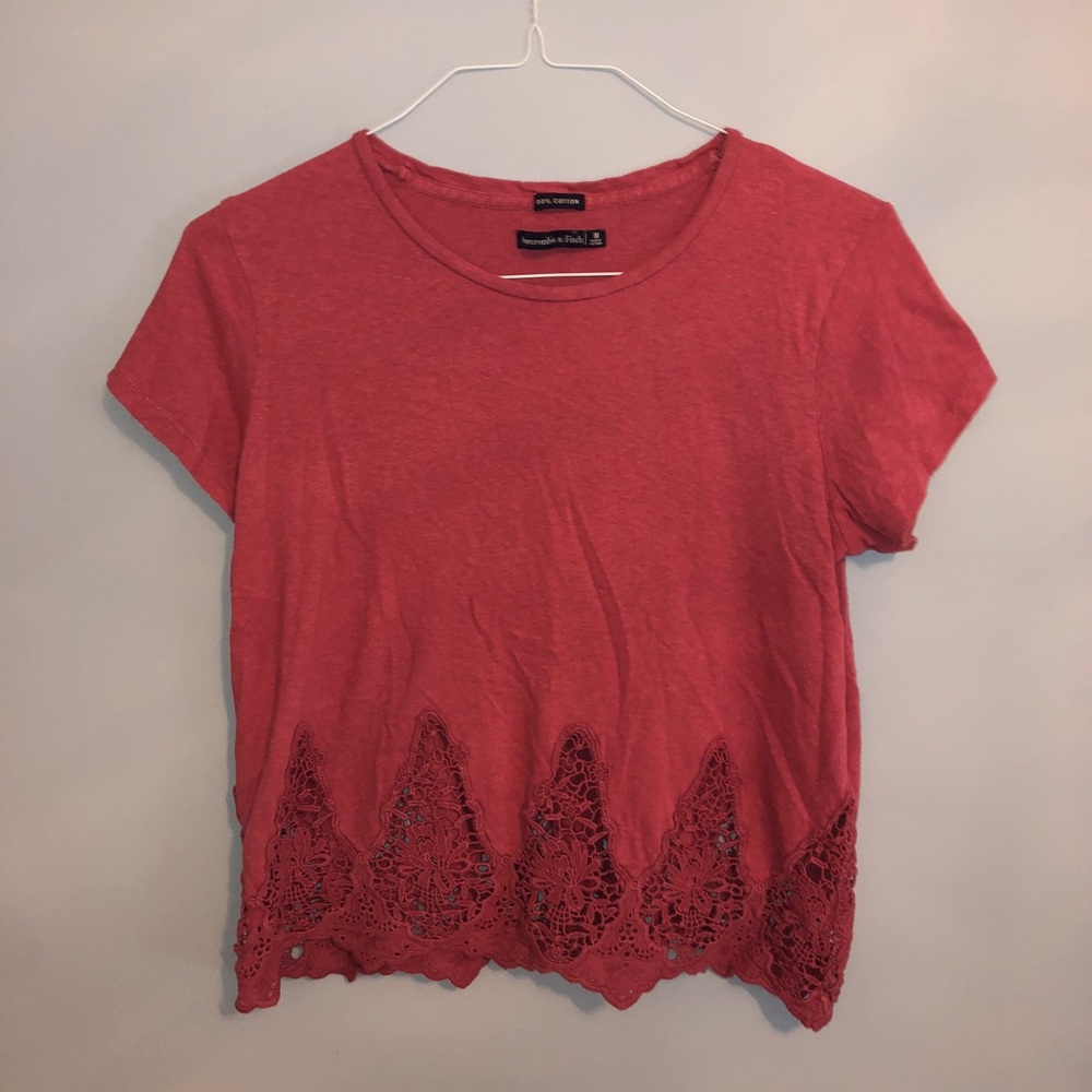 Laced bottom causal tee